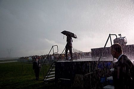 Những bức ảnh sửng sốt nhất năm 2010 - 11