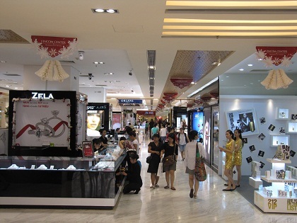 “Siêu” khuyến mại tại Vincom Center - 2