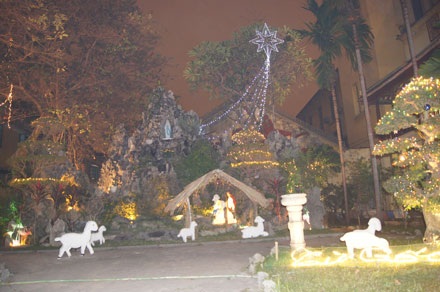 Ngắm các nhà thờ ở Hà Nội trước giờ chuông điểm - 2 Ngắm các nhà thờ ở Hà Nội trước giờ chuông điểm - 2