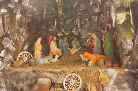 Ngắm các nhà thờ ở Hà Nội trước giờ chuông điểm - 9 Ngắm các nhà thờ ở Hà Nội trước giờ chuông điểm - 9