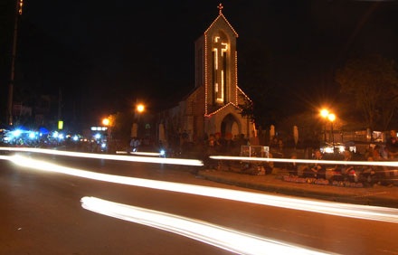 Sa Pa sẽ có một đêm Giáng sinh ấm áp - 1 Sa Pa sẽ có một đêm Giáng sinh ấm áp - 1