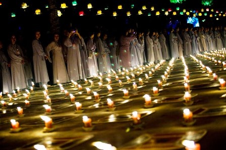 Lung linh đêm hội hoa đăng lớn nhất Việt Nam - 9