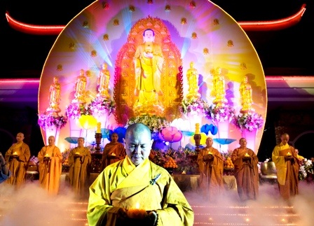 Lung linh đêm hội hoa đăng lớn nhất Việt Nam - 2