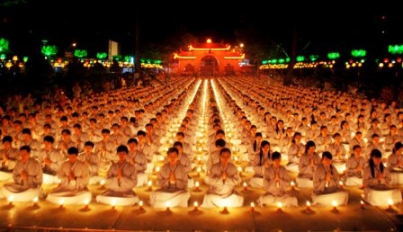 Lung linh đêm hội hoa đăng lớn nhất Việt Nam - 6