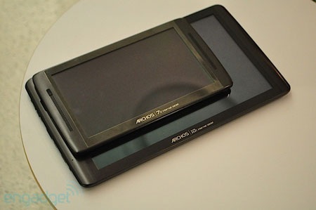 Hai anh em máy tính bảng Archos 70 và 101  “đọ dáng” - 4