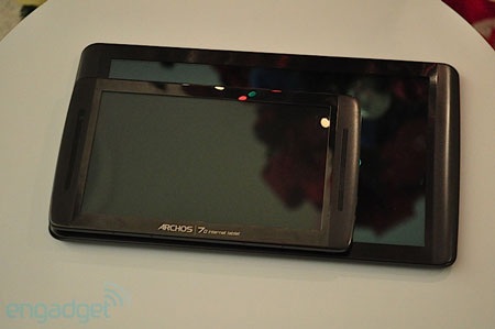 Hai anh em máy tính bảng Archos 70 và 101  “đọ dáng” - 5