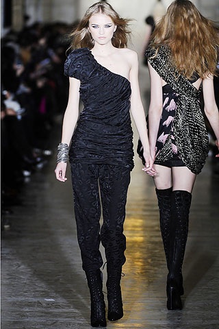 BST đông 2010 của Jill Stuart - 1