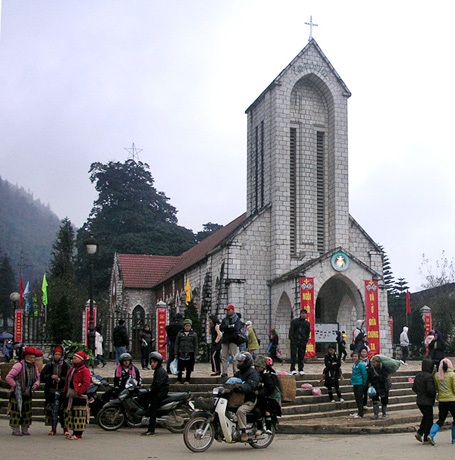 Nhịp sống Sa Pa trong giá lạnh 3,7 độ C - 1 Nhịp sống Sa Pa trong giá lạnh 3,7 độ C - 1