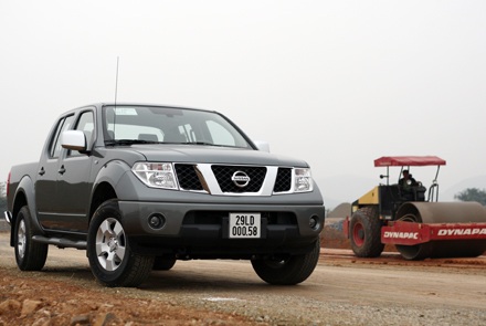 Xe Nissan Navara tại Việt Nam bị lỗi hệ thống khí xả - 1 Xe Nissan Navara tại Việt Nam dính lỗi hệ thống khí xả