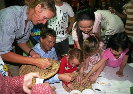 Người Sài thành vui xuân sớm  - 2