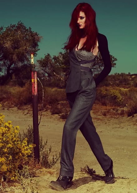 Lydia Hearst rực rỡ tóc đỏ - 1