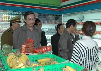 Phát hiện nhiều vi phạm VSATTP - 2 Phát hiện nhiều vi phạm VSATTP - 2
