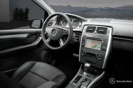Xe Trung Quốc nhái thiết kế Mercedes B-Class - 3 Xe Trung Quốc nhái thiết kế Mercedes B-Class - 3