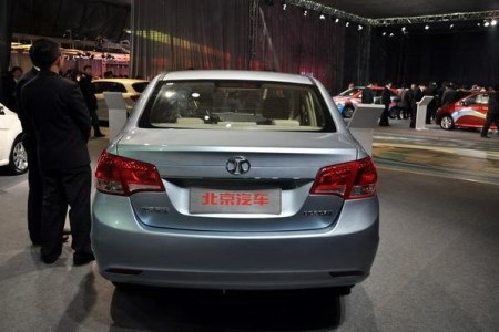 Xe Trung Quốc nhái thiết kế Mercedes B-Class - 19 Xe Trung Quốc nhái thiết kế Mercedes B-Class - 19