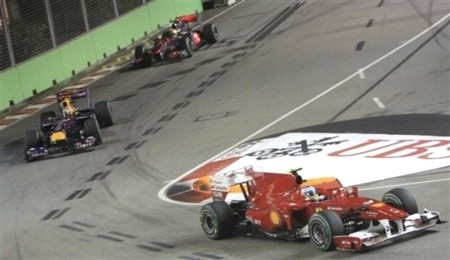 Nhìn lại mùa giải F1 2010: sao đổi ngôi! - 3 Nhìn lại mùa giải F1 2010: sao đổi ngôi! - 3