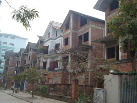 Biệt thự vài chục tỷ phơi sương, hứng nắng - 5 Biệt thự vài chục tỷ phơi sương, hứng nắng - 5