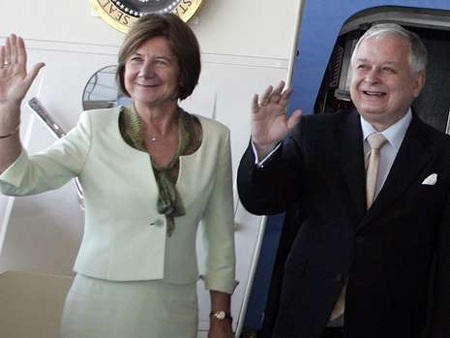 Những nhân vật nổi tiếng thế giới qua đời năm 2010 - 4