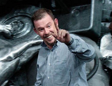 Những nhân vật nổi tiếng thế giới qua đời năm 2010 - 3