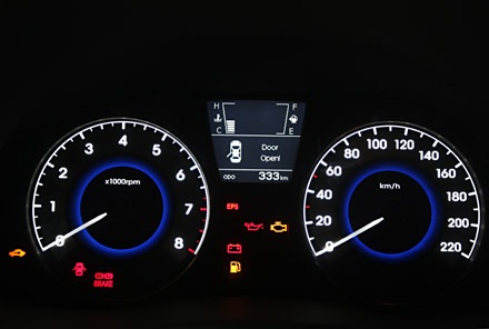 Hyundai Thành Công chính thức giới thiệu Accent 2012 - 11 Hyundai Thành Công chính thức giới thiệu Accent 2012 - 11