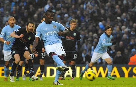 Những khoảnh khắc ấn tượng vòng 20 Premier League - 7