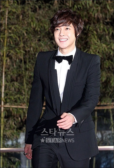 Sao lộng lẫy tại Lễ trao giải "MBC Drama Awards 2010" - 4 Sao lộng lẫy tại Lễ trao giải "MBC Drama Awards 2010" - 4