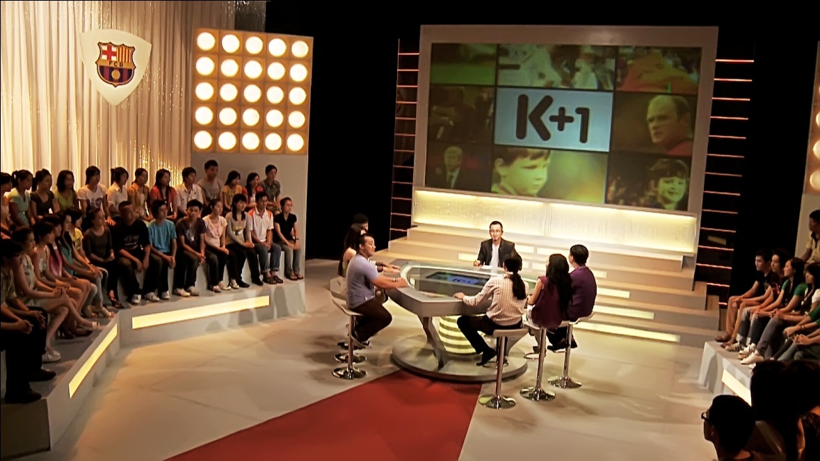 Vì sao đạo diễn Lê Hoàng không nhắn tin “vote” cho Uyên Linh? - 2 Vì sao đạo diễn Lê Hoàng không nhắn tin “vote” cho Uyên Linh? - 2