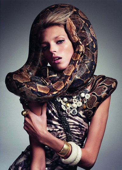 Những bức hình gợi cảm nhất năm 2010 của “top model” Anja Rubik - 14 Những bức hình gợi cảm nhất năm 2010 của “top model” Anja Rubik - 14
