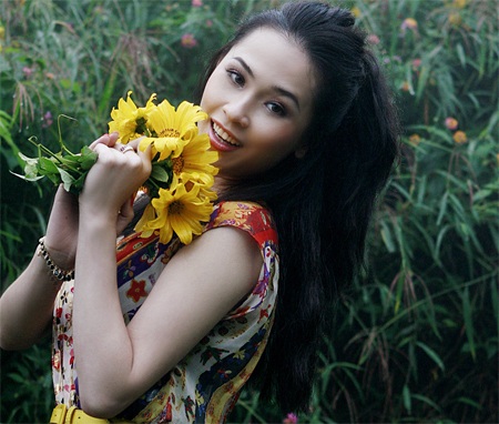 Ngắm nàng Á hậu xinh như hoa - 5 Ngắm nàng Á hậu xinh như hoa - 5