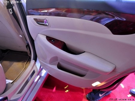 Hawtai B11 - Sedan hạng sang của Trung Quốc - 7 Hawtai B11 - Sedan hạng sang của Trung Quốc - 7