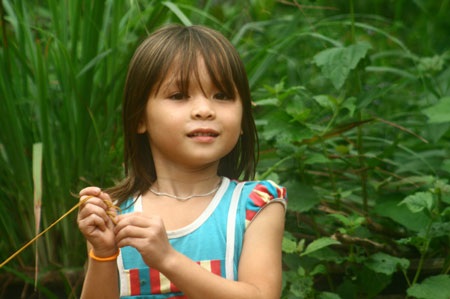 Chùm ảnh: Vẻ đẹp trong trẻo của trẻ miền sơn cước - 6 Chùm ảnh: Vẻ đẹp trong trẻo của trẻ miền sơn cước - 6