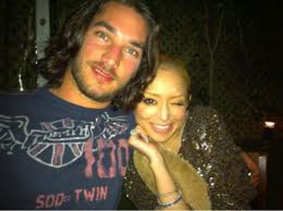 Diva Nhật Bản Ayumi Hamasaki lấy chồng “tây” - 4