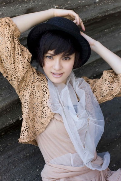 Top 10 ngôi sao dưới 30 tuổi có thu nhập cao nhất  - 10 Top 10 ngôi sao dưới 30 tuổi có thu nhập cao nhất  - 10