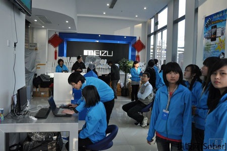 Meizu thuê người xếp hàng… mua điện thoại M9? - 11 Meizu thuê người xếp hàng… mua điện thoại M9? - 11