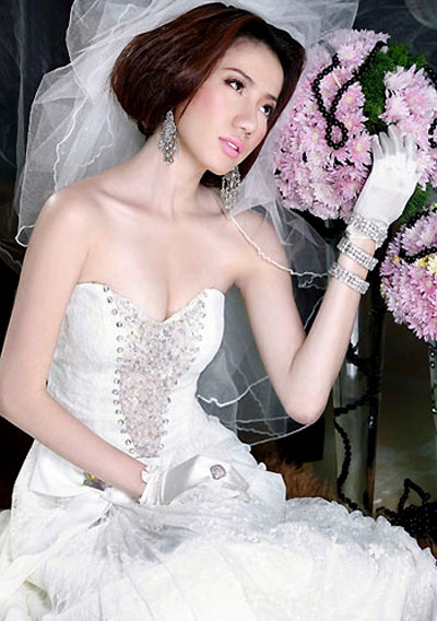 Chung Thục Quyên: “Tôi đang cô đơn” - 3