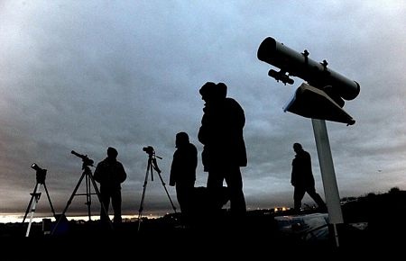 Thế giới thích thú ngắm nhật thực đầu tiên trong năm 2011 - 18