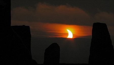 Thế giới thích thú ngắm nhật thực đầu tiên trong năm 2011 - 16