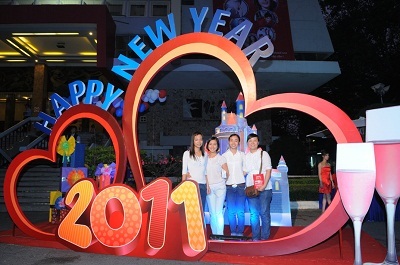 Tưng bừng đêm nhạc “Bắt sóng cảm xúc cùng MobiFone” - 1