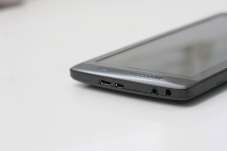 Xuất hiện máy tính bảng có bộ nhớ lớn nhất thế giới - 2