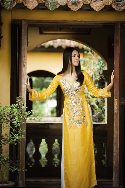 Hoa hậu Hương Giang đẹp dịu dàng - 4 Hoa hậu Hương Giang đẹp dịu dàng - 4