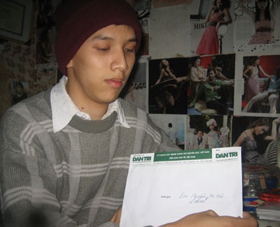 Mùa đông ấm áp đến với chàng sinh viên bị bại liệt - 1