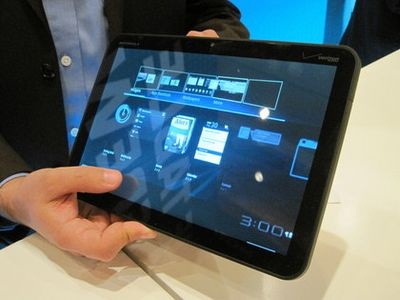 Motorola trình diễn máy tính bảng Xoom tại CES 2011 - 1