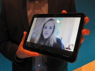 Motorola trình diễn máy tính bảng Xoom tại CES 2011 - 4