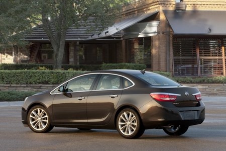 Buick Verano gia nhập thị trường sedan cỡ nhỏ - 10