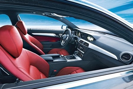 Hình ảnh chính thức đầu tiên của C-Class Coupe  - 3