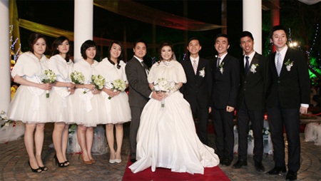 Người đẹp phim “Những cánh hoa bay” rạng rỡ trong ngày cưới - 6