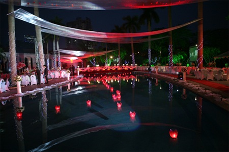 Người đẹp phim “Những cánh hoa bay” rạng rỡ trong ngày cưới - 1