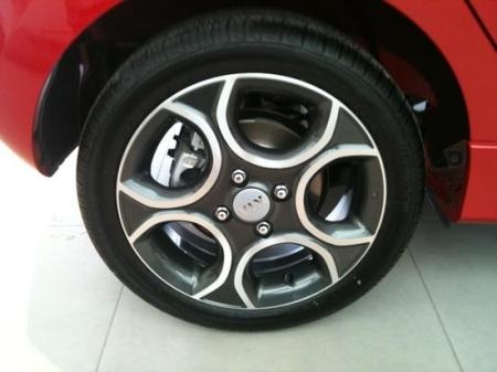 Ảnh chụp Kia Morning 2012 ngoài đời thực - 4 Ảnh chụp Kia Morning 2012 ngoài đời thực - 4