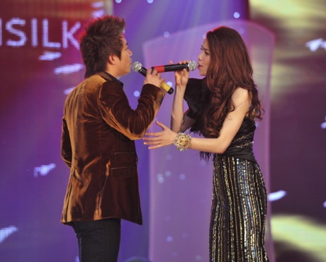 Hà Hồ xua tan giá rét Hà Nội - 6