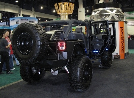 Công nghệ xe hơi tràn ngập CES 2011 - 1