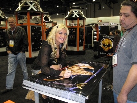 Công nghệ xe hơi tràn ngập CES 2011 - 17